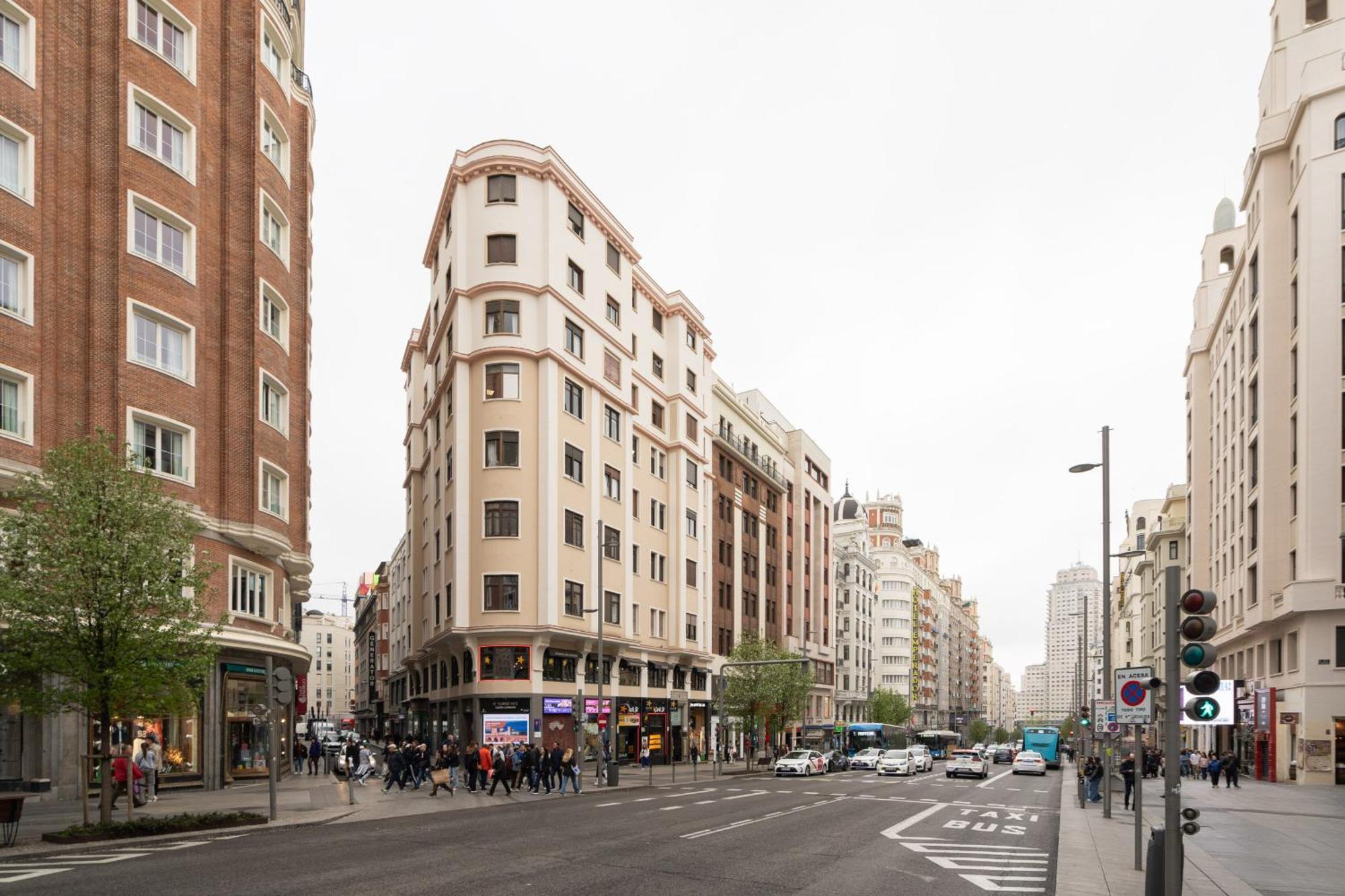 Apartamento Reformado Para 6 Personas En Plena Gran Via Alquiler Temporal มาดริด ภายนอก รูปภาพ