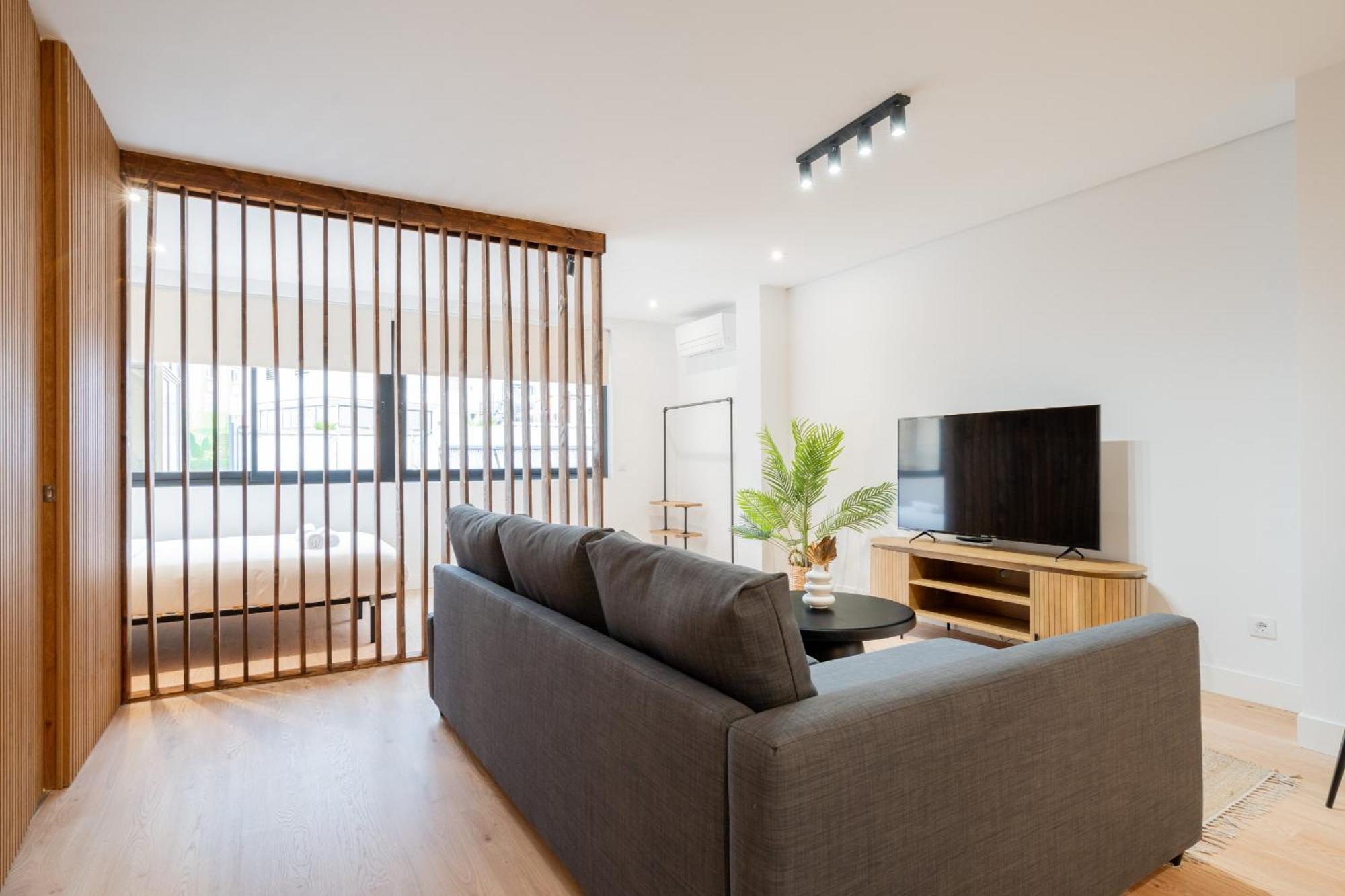 Apartamento Reformado Para 6 Personas En Plena Gran Via Alquiler Temporal มาดริด ภายนอก รูปภาพ